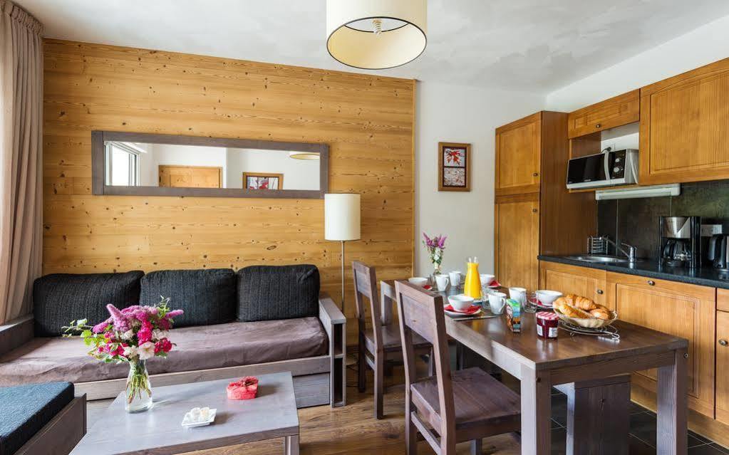 Le Clos Hucqueliers Екстер'єр фото